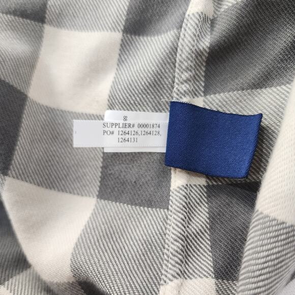 Chaps Women's Cream and Grey Plaid Long Sleeve Button Up Shirt XL - Picture 7 of 7